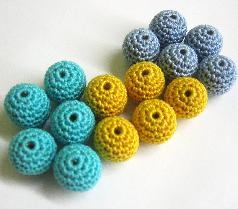 Crocheted Beads 15 Mm - Round Handmade Beads In Blue And Yellow Set Of 15