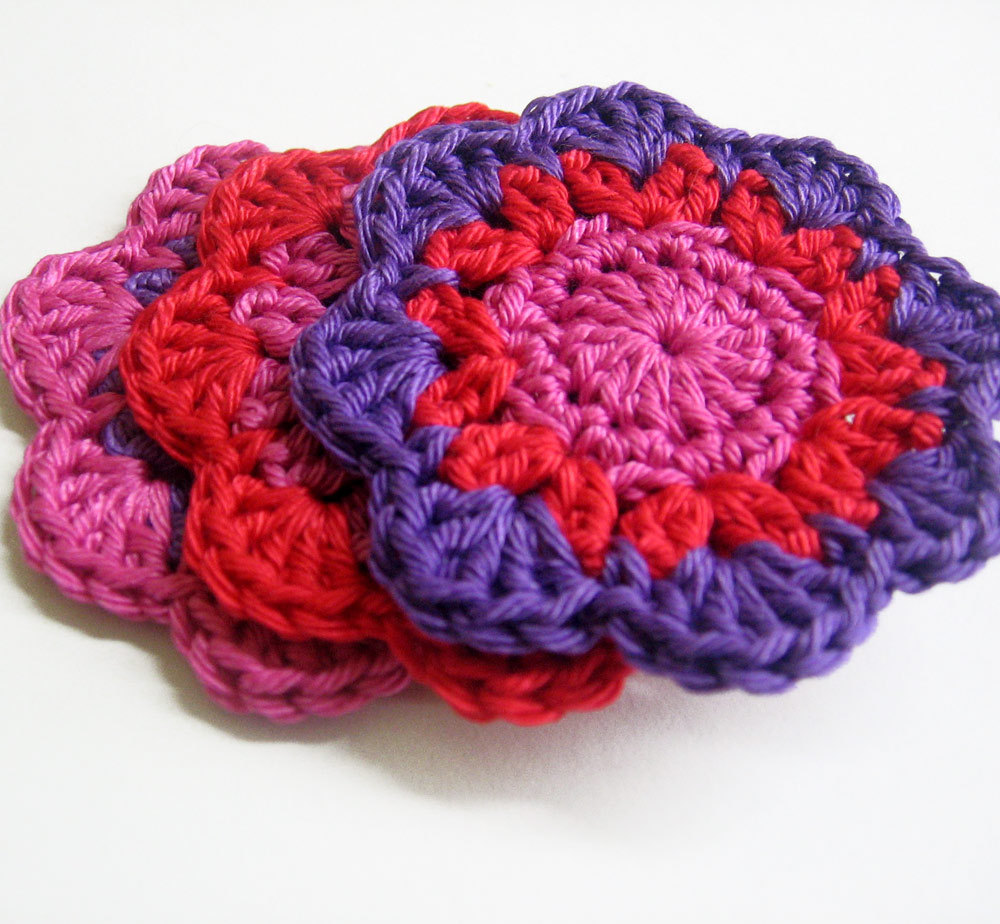 Handmade Crocheted Flower Motif Appliques In Pink Red Purple 2,5 Inches Wide
